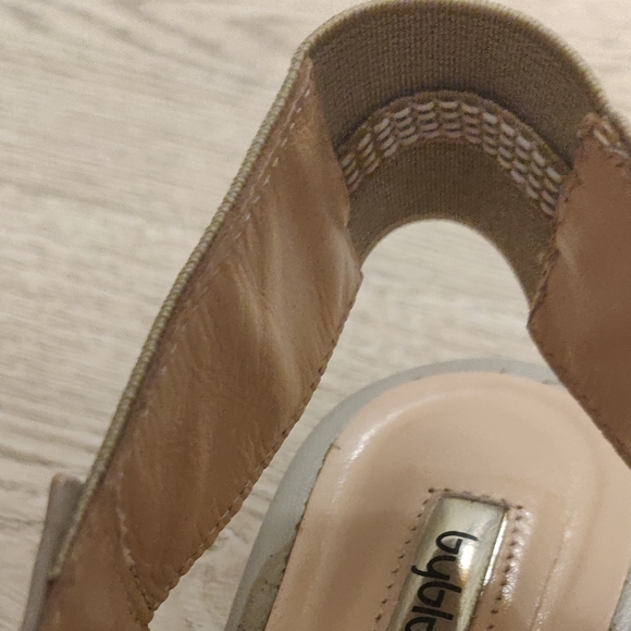 BYBLOS (made in Italy) Beige Ballet Genuine Leather Flats - Picture 11 of 16